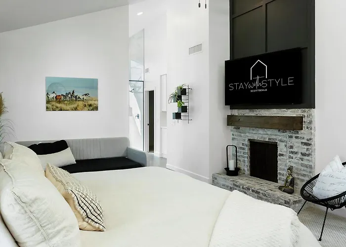 Lantern Retreat Holiday home Scottsdale