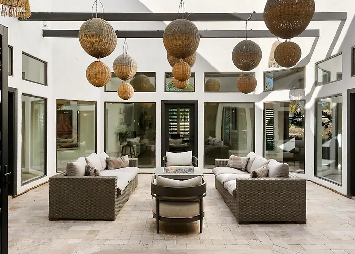 Lantern Retreat Holiday home *